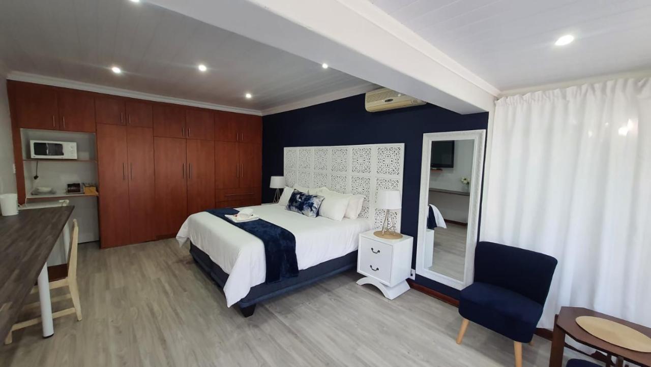 Gemstone Guest House Klerksdorp Eksteriør billede