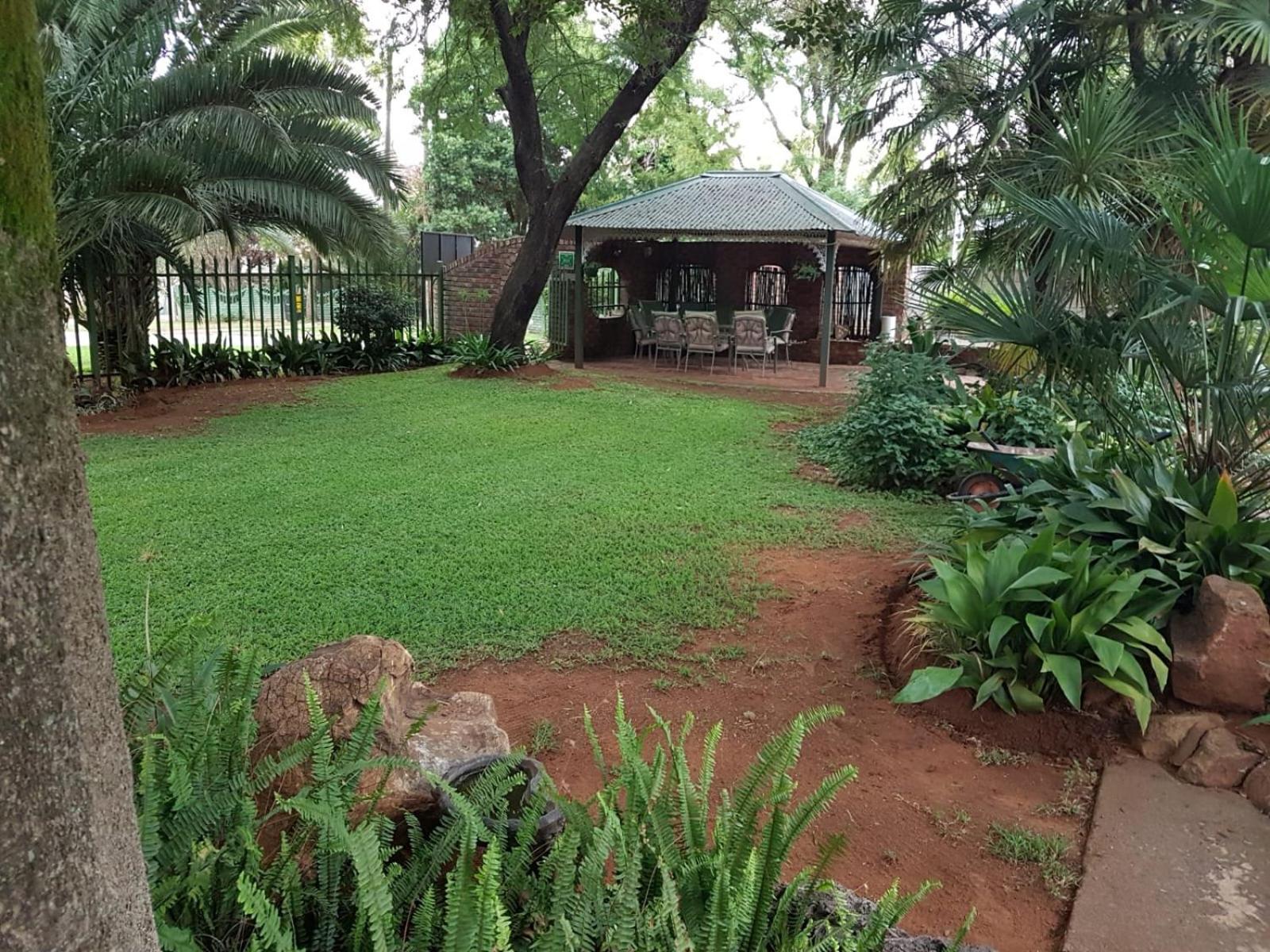 Gemstone Guest House Klerksdorp Eksteriør billede